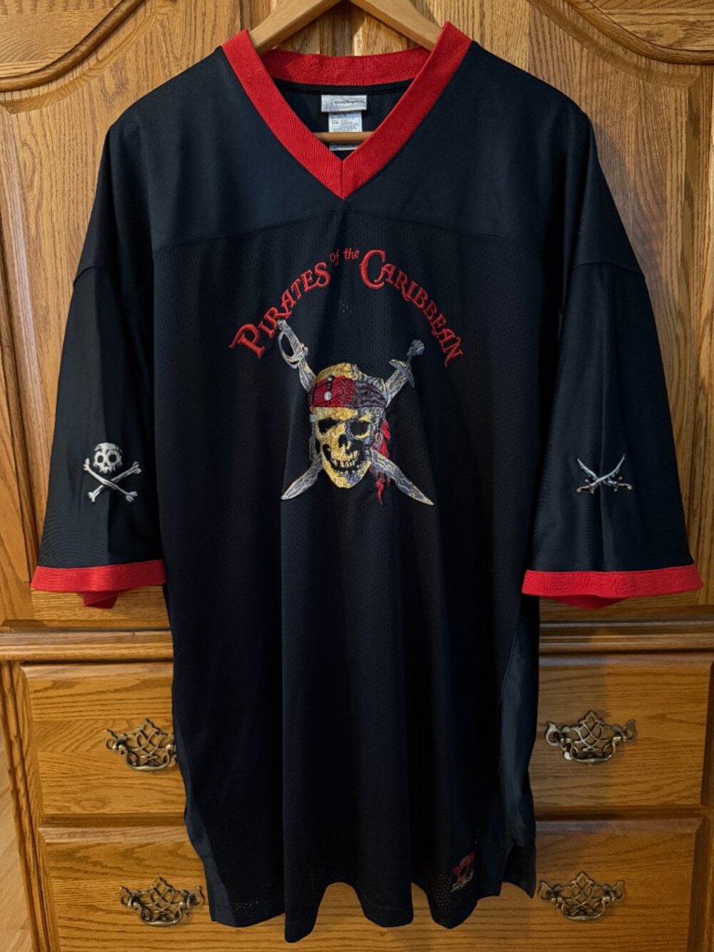 Vintage Walt Disney World Pirates Of The Caribbean Captain Jack Jersey Size XXL